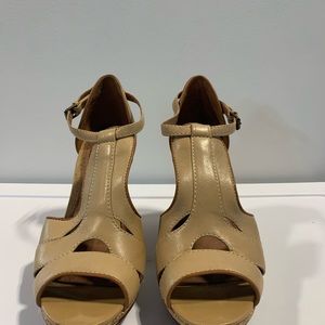 Rosegold tan high heels